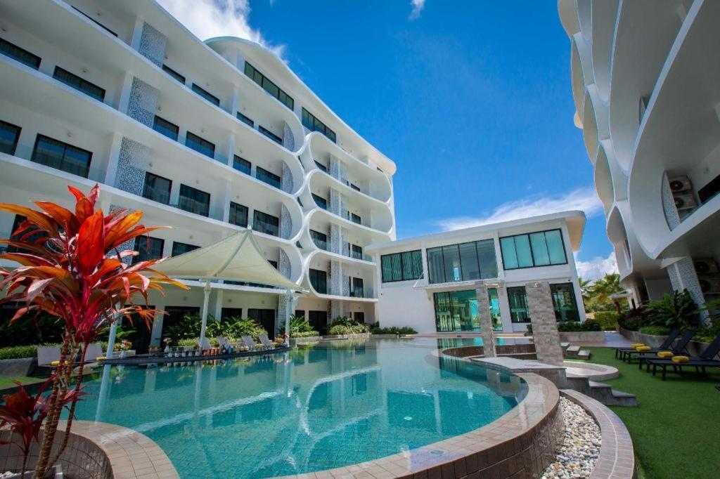 Utopia Naiharn Nai Harn Extérieur photo