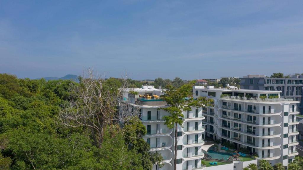 Utopia Naiharn Nai Harn Extérieur photo